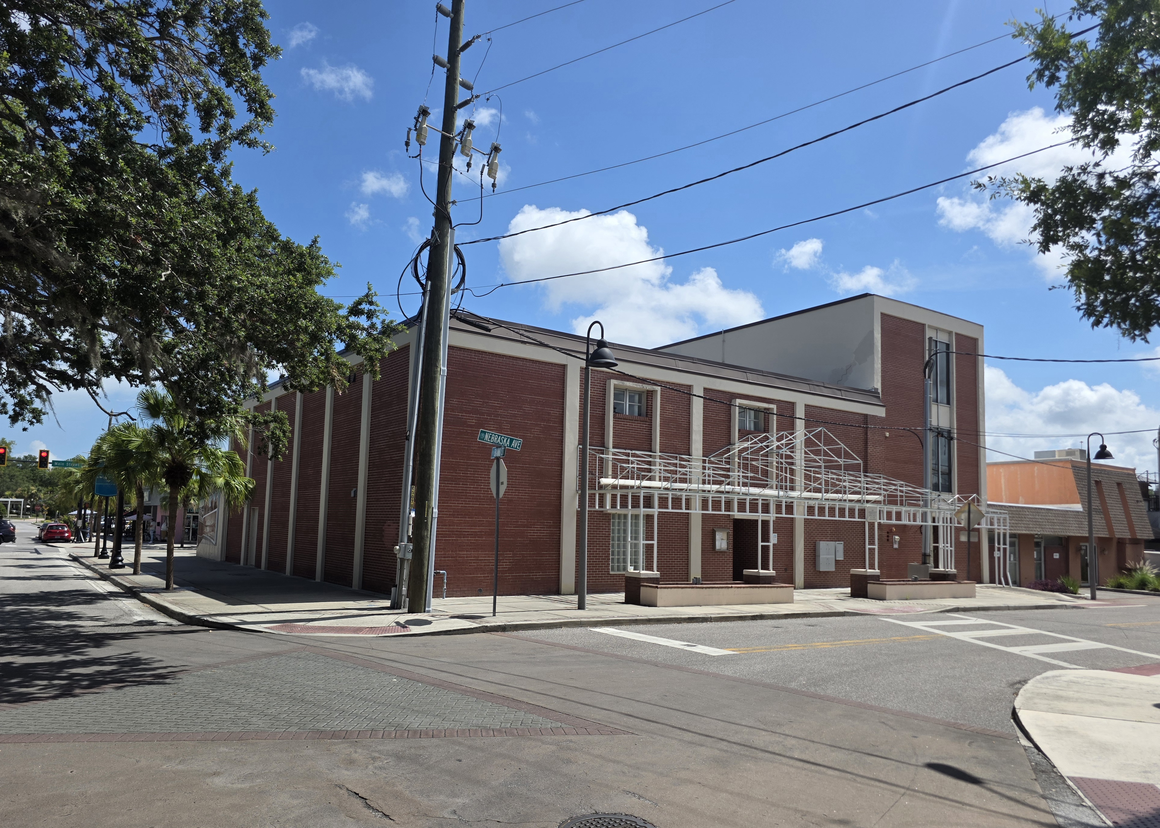 Original photo of 5640 Main Street front entrance.